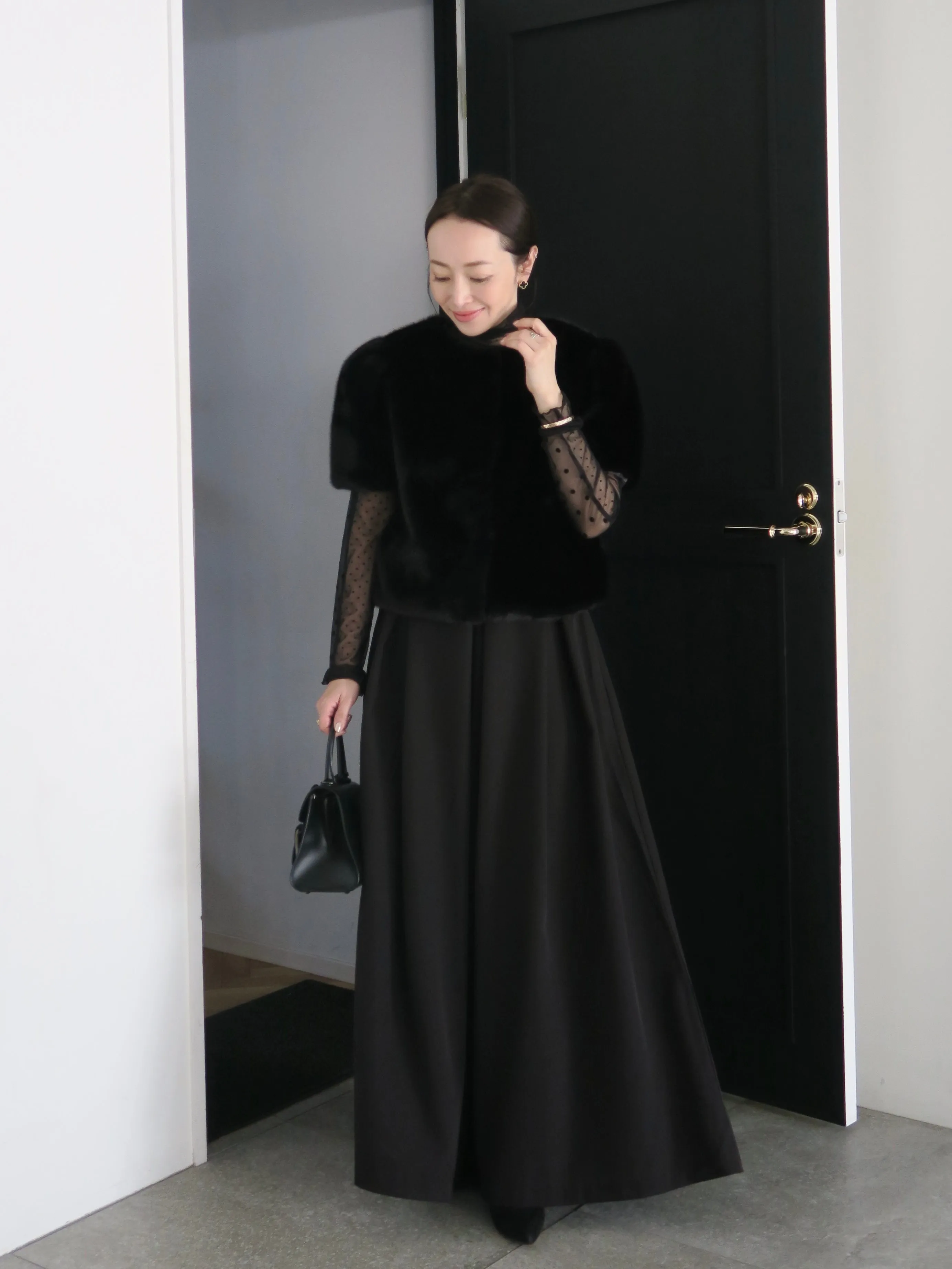 SHEER DOT TURTLE TOPS