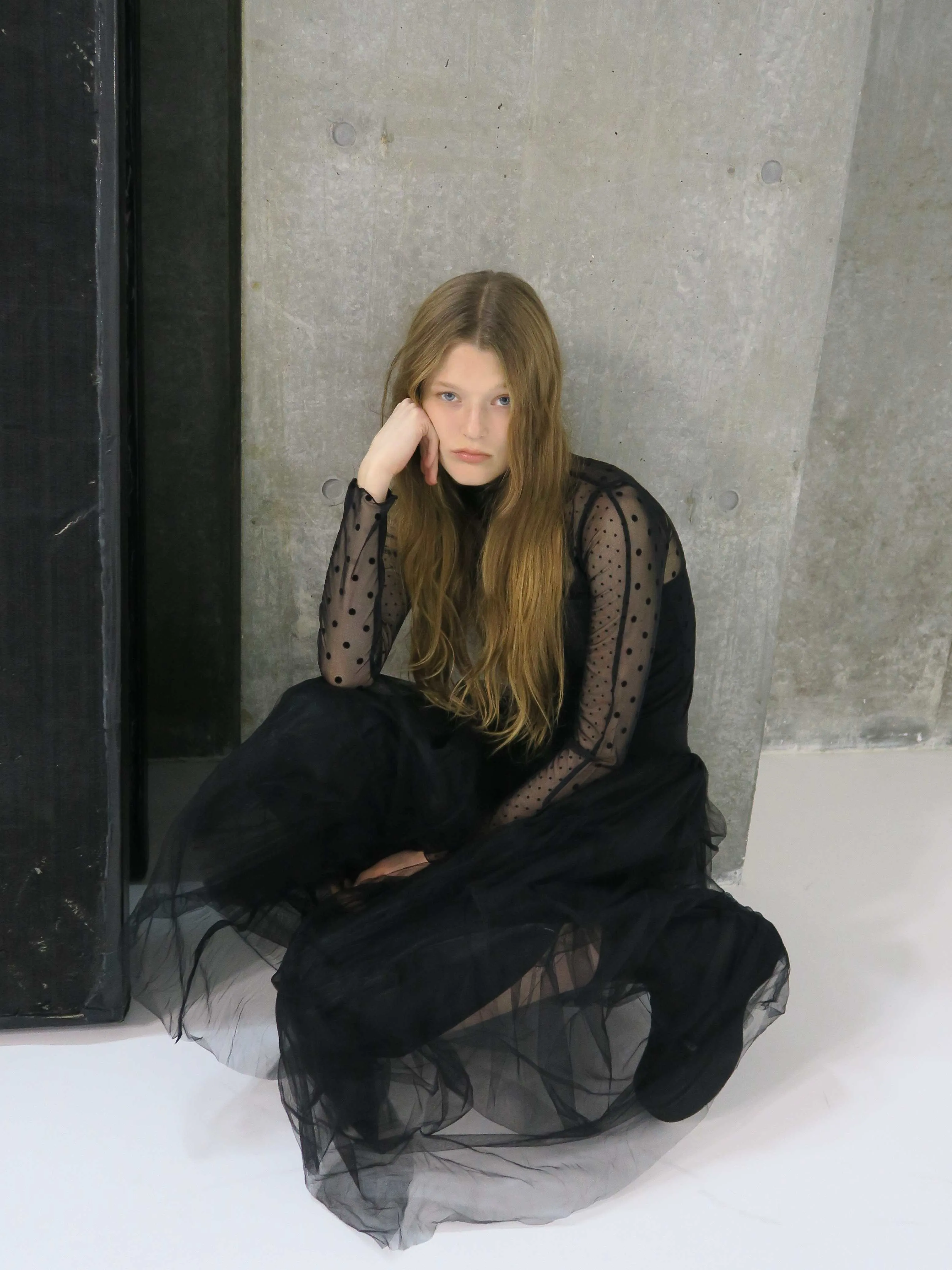 SHEER DOT TURTLE TOPS