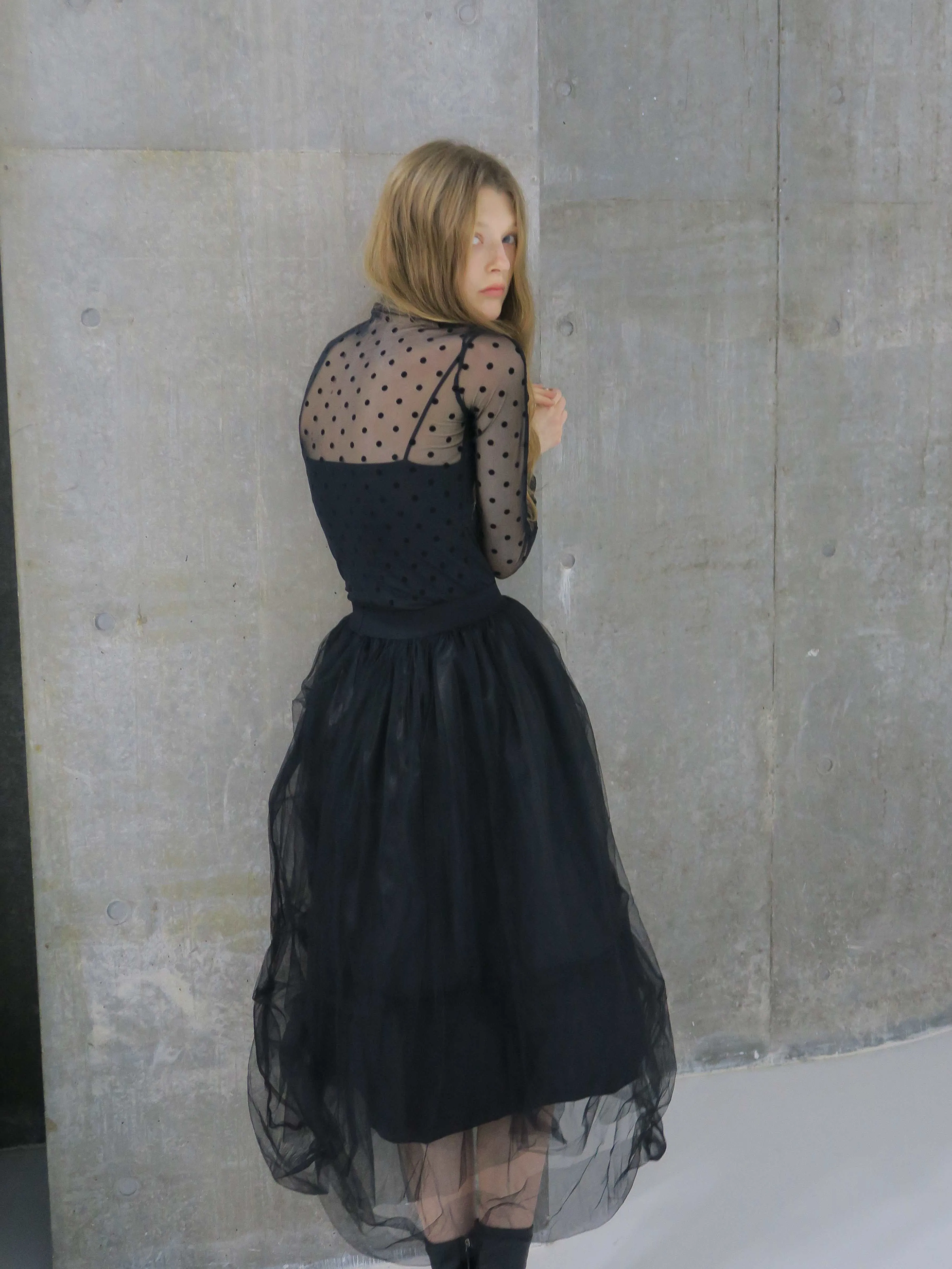 SHEER DOT TURTLE TOPS