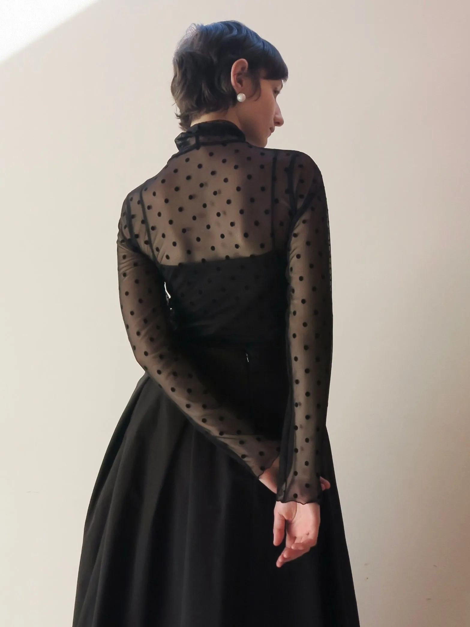 SHEER DOT TURTLE TOPS