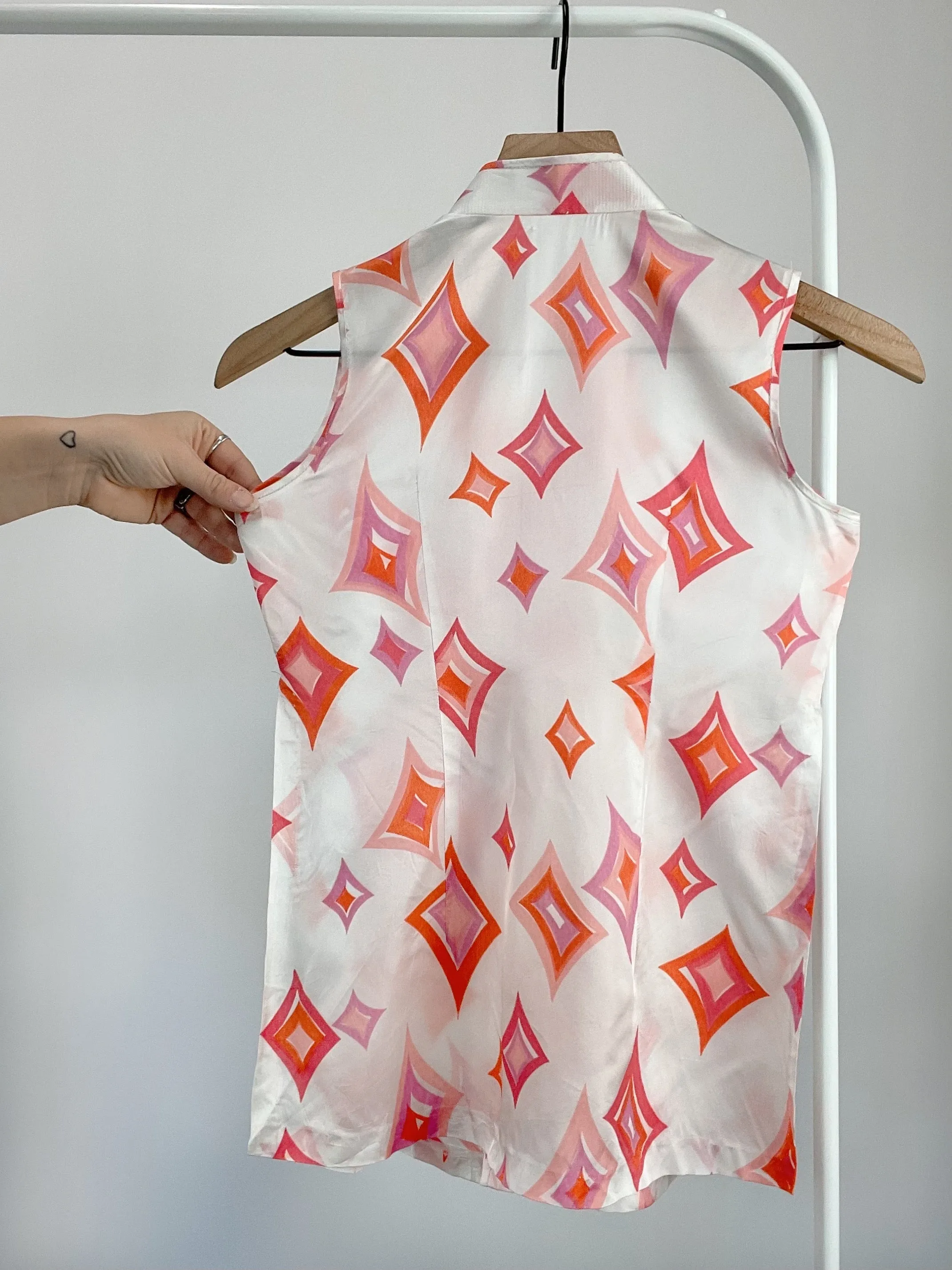 Vintage Side Slit Sleeveless Blouse (XS)